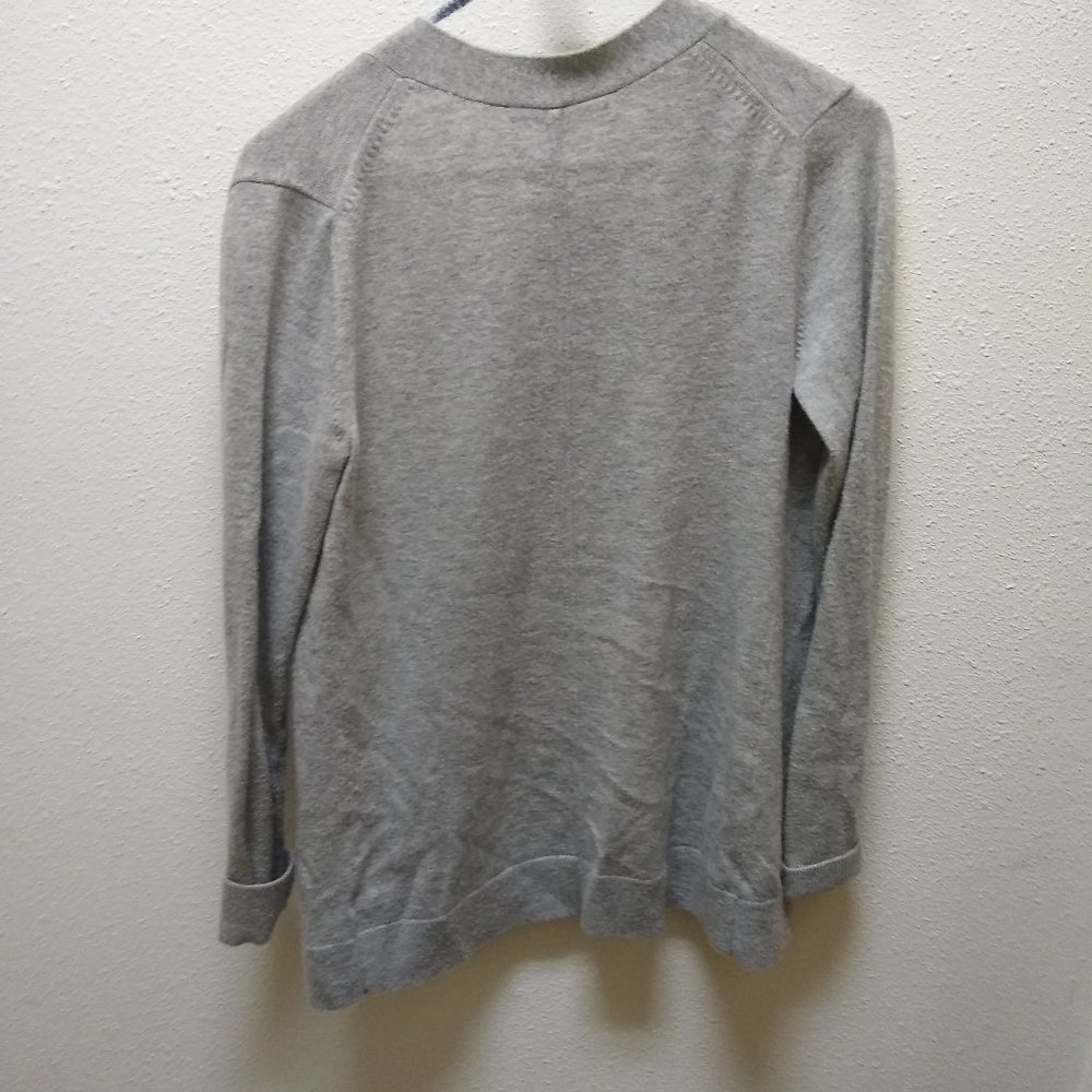 Gap Button Cardigan - Picture 2 of 3